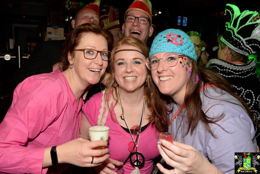 ../Images/Carnavals maandagavond in VdG 142.jpg